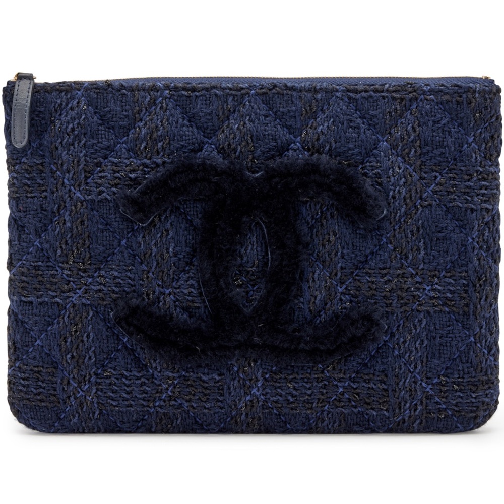 Chanel clutch bag tweed with CC NIB ID card, dustbag, ribbon, camelia 11x8x1